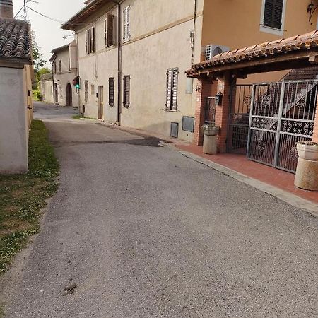 Appartamento Alba Locazione Turistica スポレート エクステリア 写真